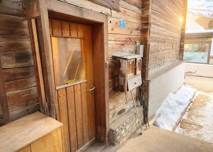 Nuehus 1. Og ארוזה