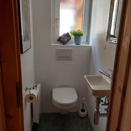 Nuehus 1. Og Apartmán *