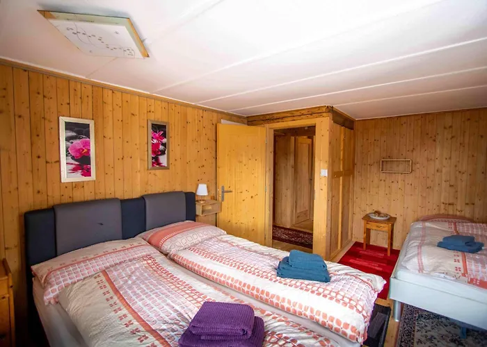 Nuehus 1. Og * Ароза